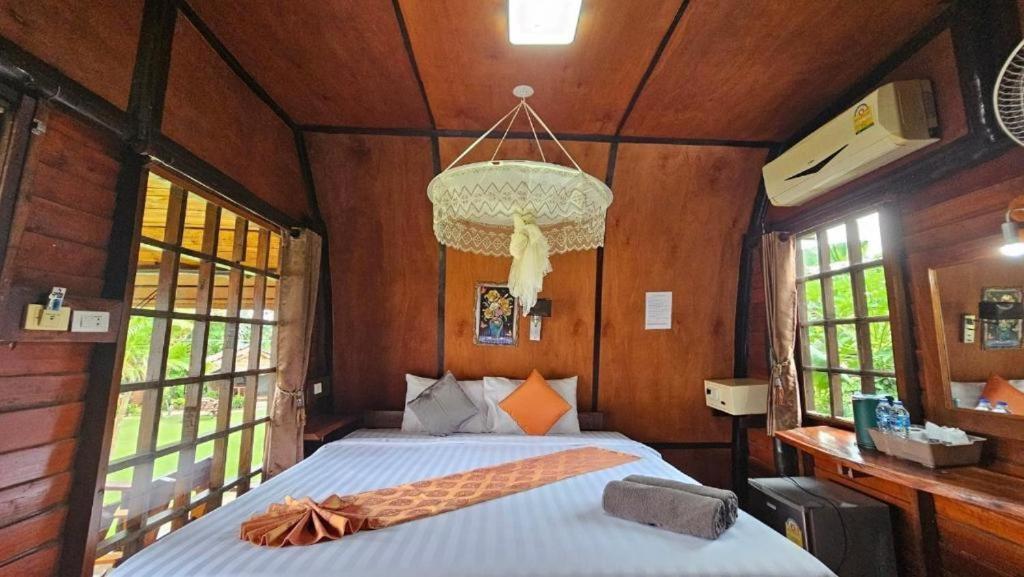 Eden Lanta Bungalow Ко-Ланта Екстер'єр фото